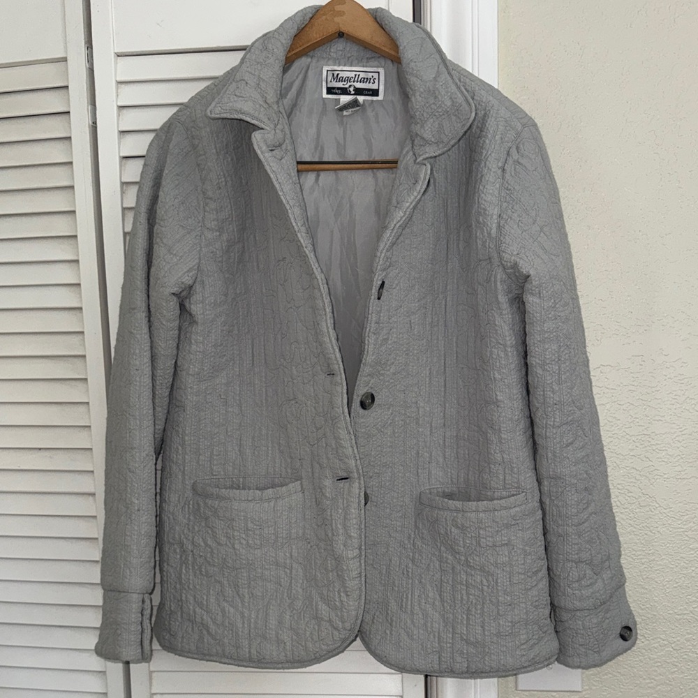 Magellan Travel Gear Outdoors Women's Quilted Gray Jacket - XS